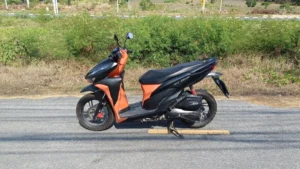 Honda Click 150 left side profile scooter Hua Hin