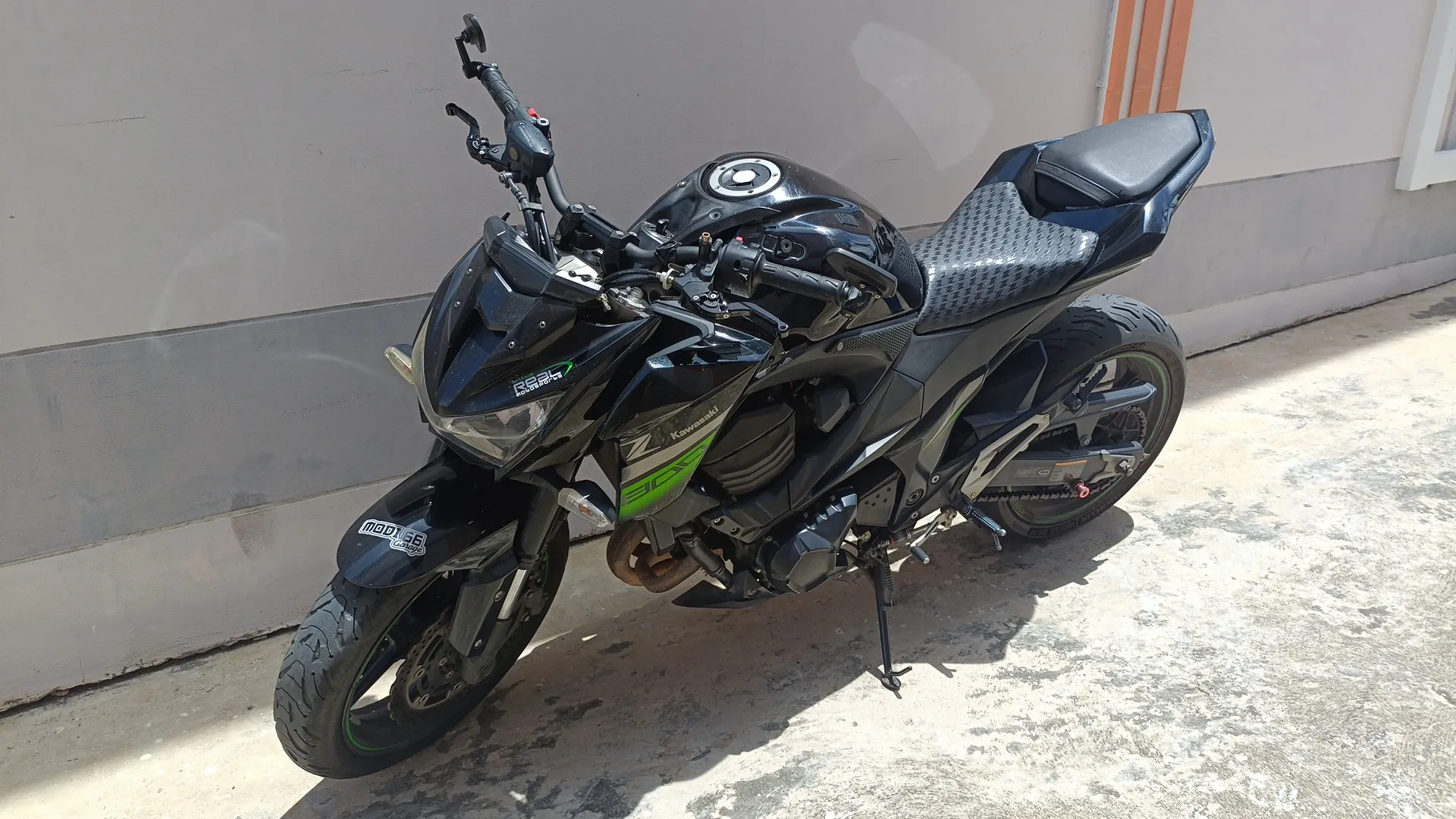 Kawasaki Z800 naked bike rent in Hua Hin