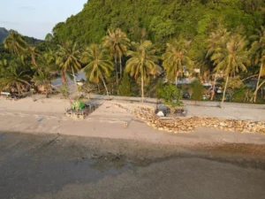 Big Bike tour with Harry's Bike Café to a scenic beach at Koh Teab